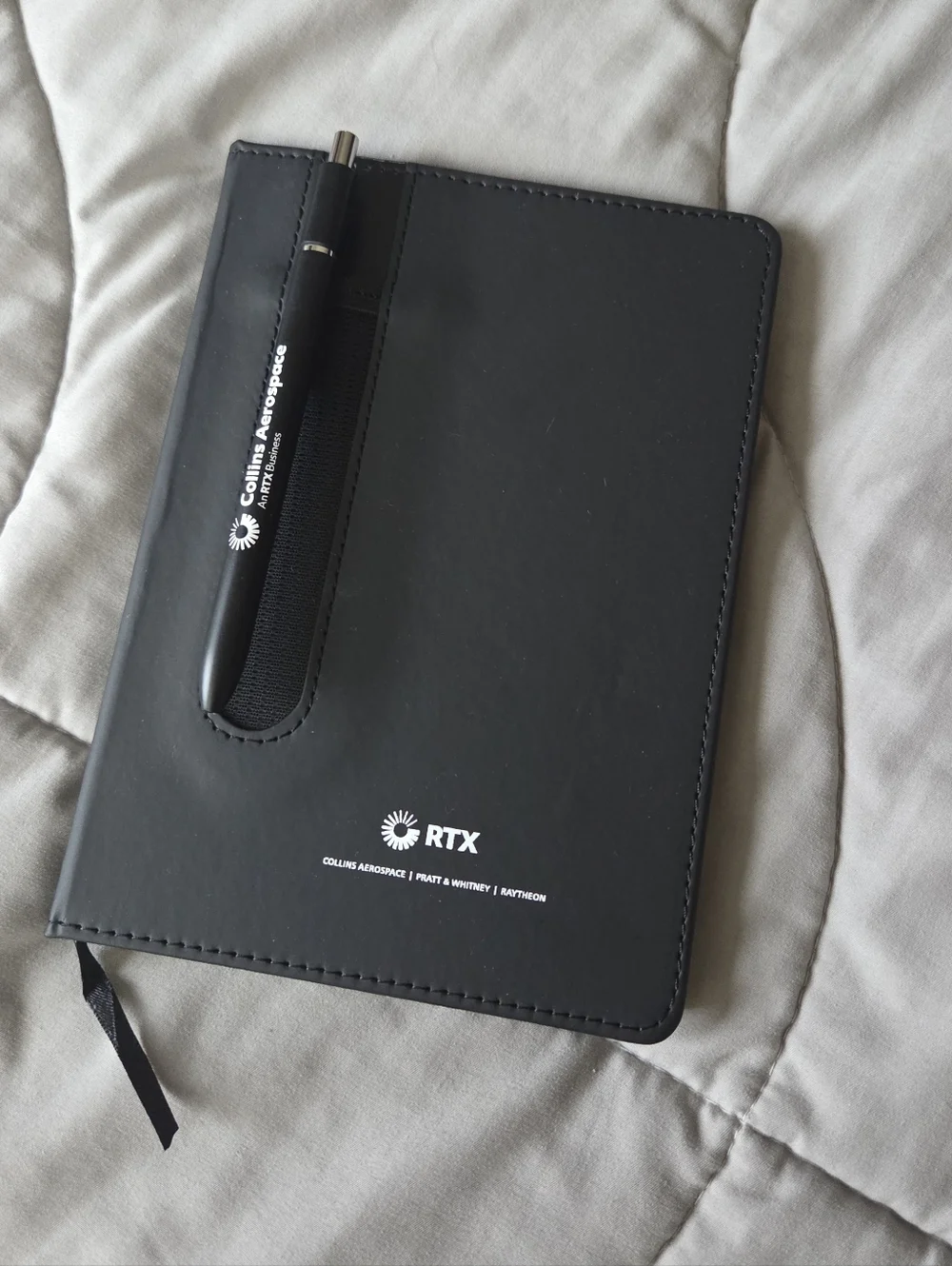🔷️ Black Raytheon Logo Notebook with Pen - Unused